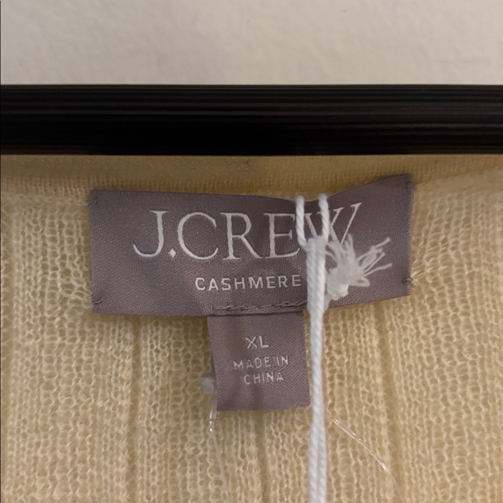 🎗️ J. Crew Featherweight Cashmere Cardigan ~ Sweet Meringue - Picture 5 of 6